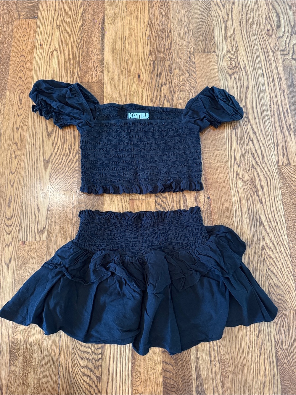 Katie J NYC Junior Girls Black Set: Smocked Ruffle Skirt and Top Size Small